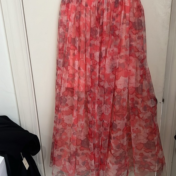 BCBG blush multi pink long skirt size small brand new - Picture 3 of 4